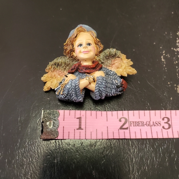 Angel boy pin - Picture 2 of 5